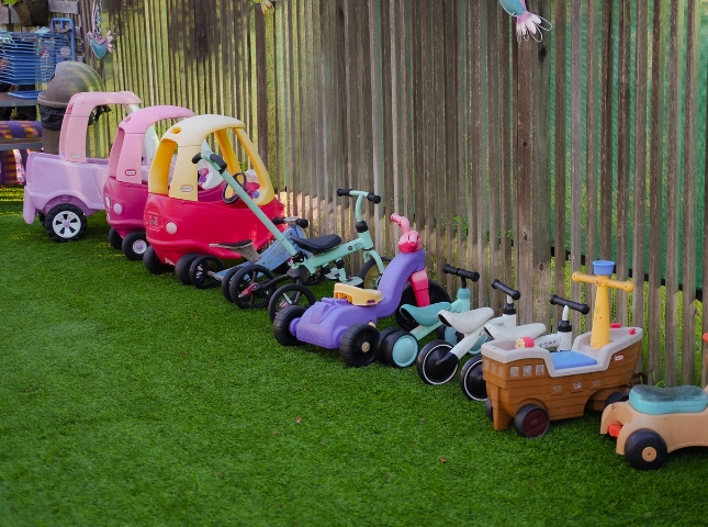 Infant daycare classroom in Alameda CA